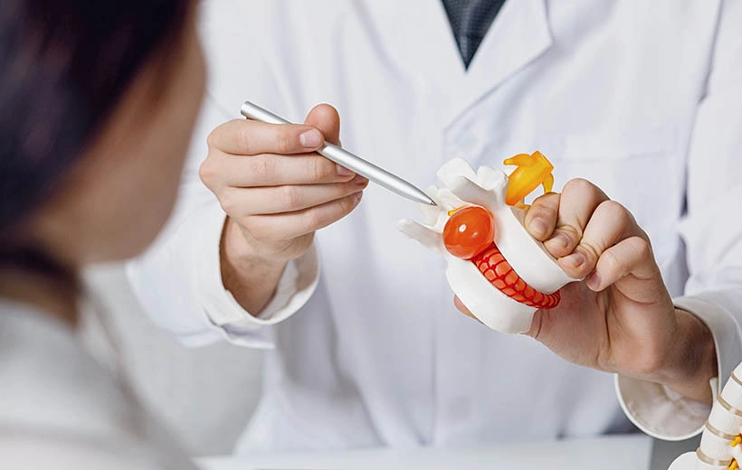 Межпозвоночная грыжа: симптомы и лечение (операция)