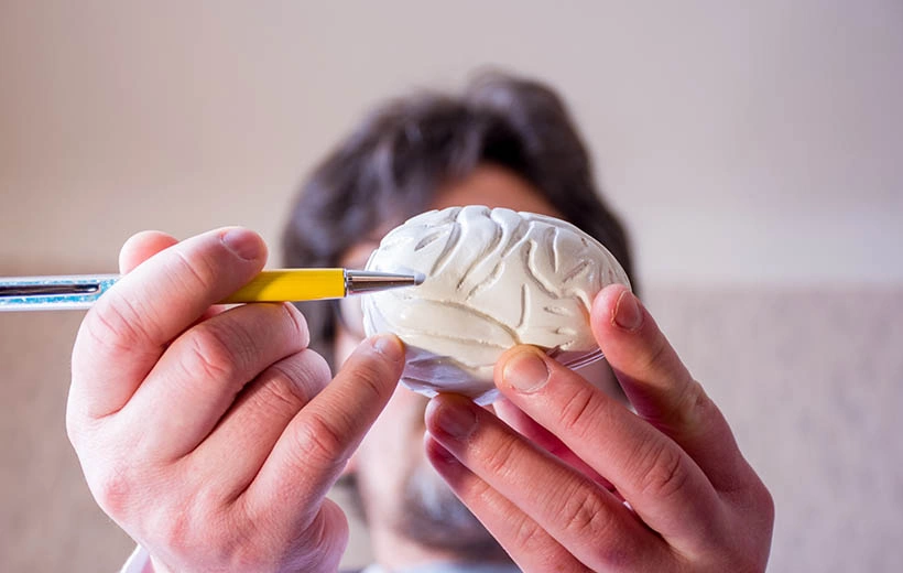 Аденома гипофиза: причины, симптомы, лечение, прогноз