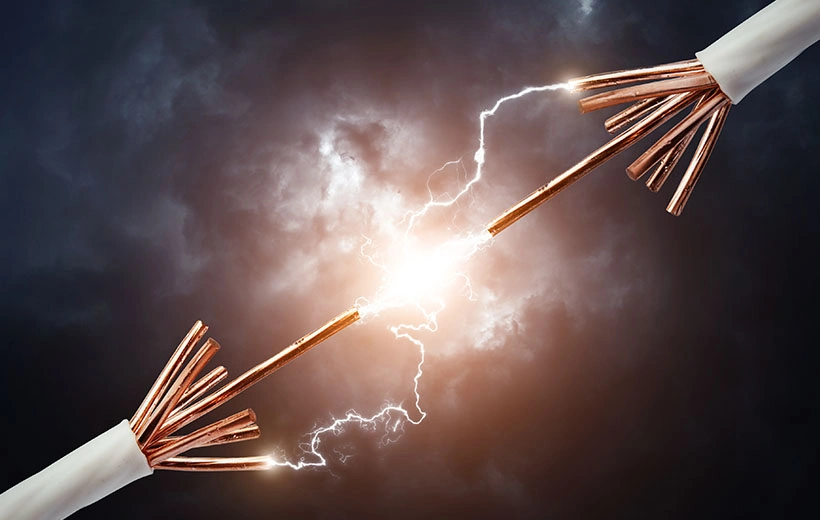 Электротравма: виды, степени, первая помощь